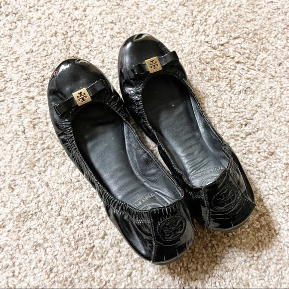 Tory Burch Eddie Bow Patent Leather Ballerina Flats - Picture 7 of 12